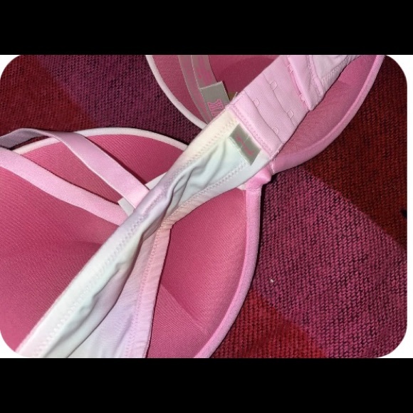Victoria's secret pink everywear Super push up
bra size 40B  38C Rainbow VS 🌈💕 - Picture 5 of 9